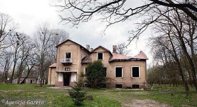 Ostatnie dni dworu w Giełzowie. Fot. Paweł Małecki / AG Ostatnie dni dworu w Giełzowie. Fot. Paweł Małecki / AG